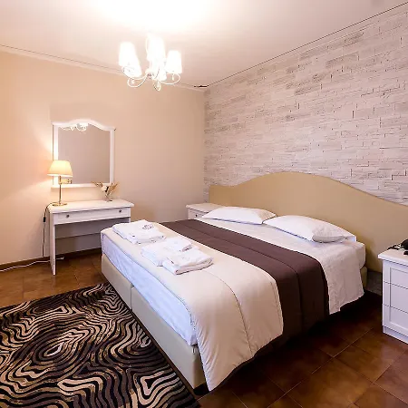 Hotel Il Novecento Casarsa della Delizia Esterno foto
