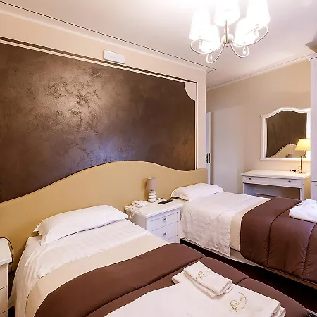 Hotel Il Novecento Casarsa della Delizia Esterno foto
